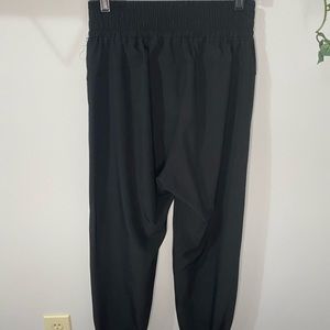 Halara athletic joggers